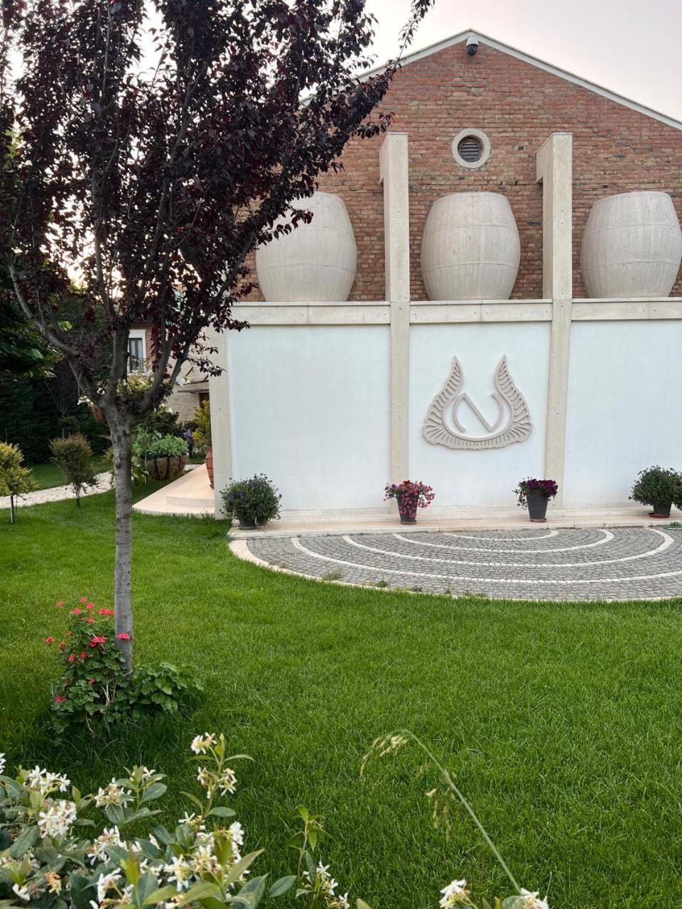 Nurellari Winery Cellar And Guest House Berat Exterior foto